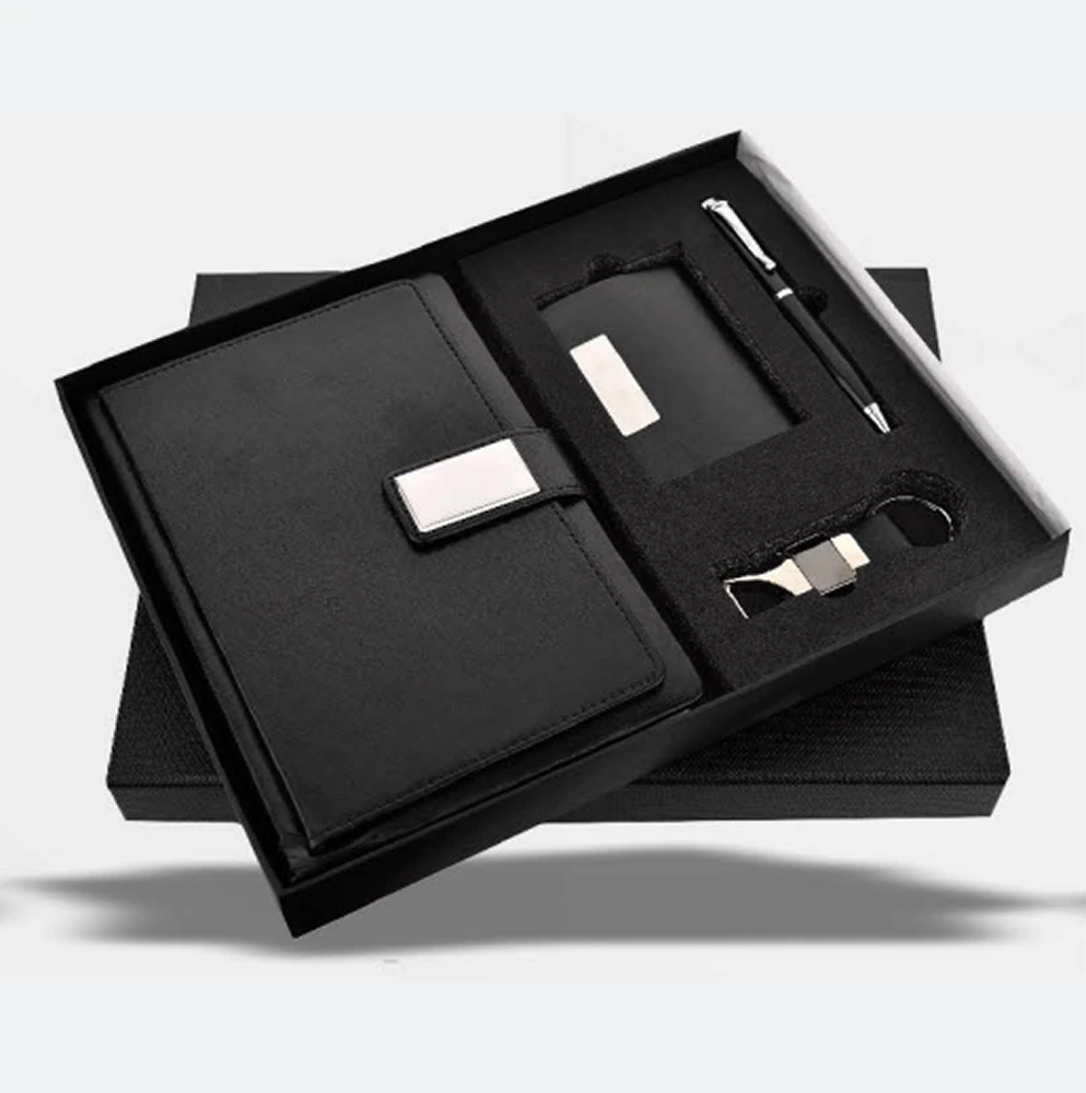 Diary 4 in 1 Set Black: Diary, Pen, Keychain & Cardholder